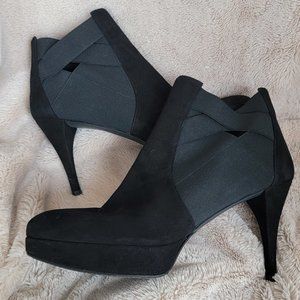 Yola Suede Heel Booties 7.5M Pumps